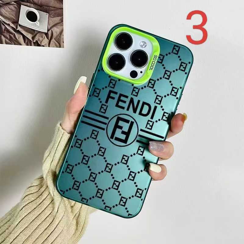 フェンディ iPhone 17/17 Pro Maxケース