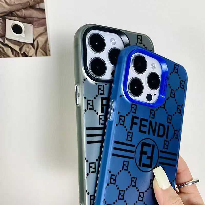 流行り Fendi iphone 17 pro maxケース