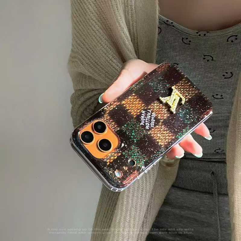 LV 保護力 iphone 15 ケース