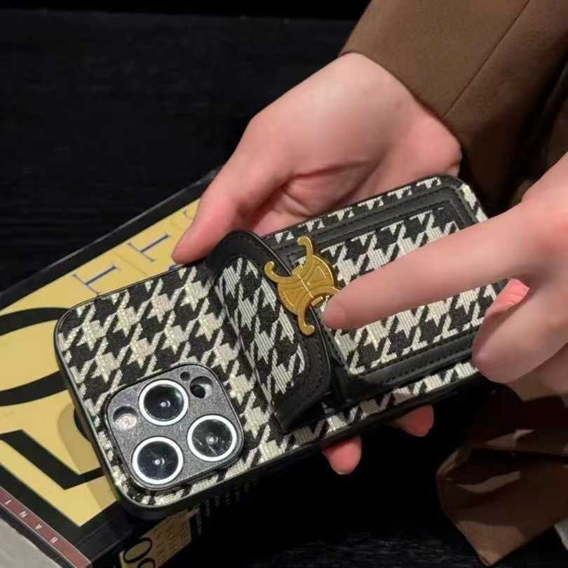 Celine  iPhone 17カバー