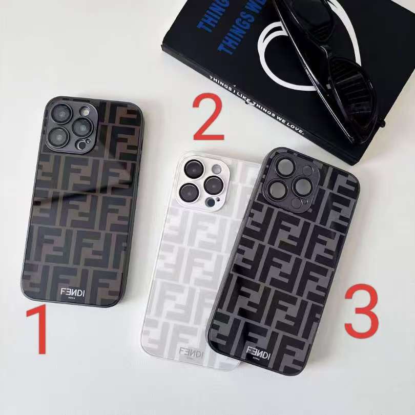 欧米風 Fendi iphone 17 スマホケース