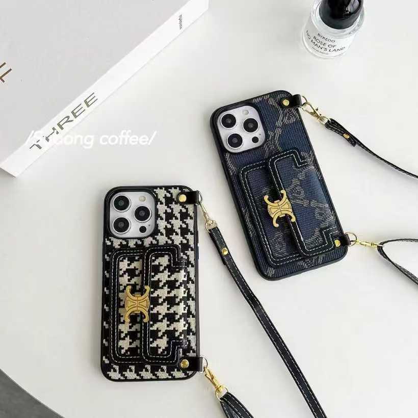 Celine iphone 17 Pro ケース