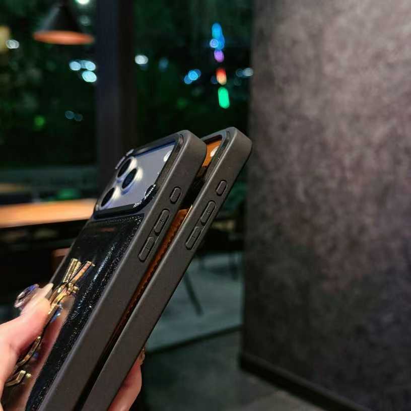   サンローラン iphone 17 pro maxケースレディース