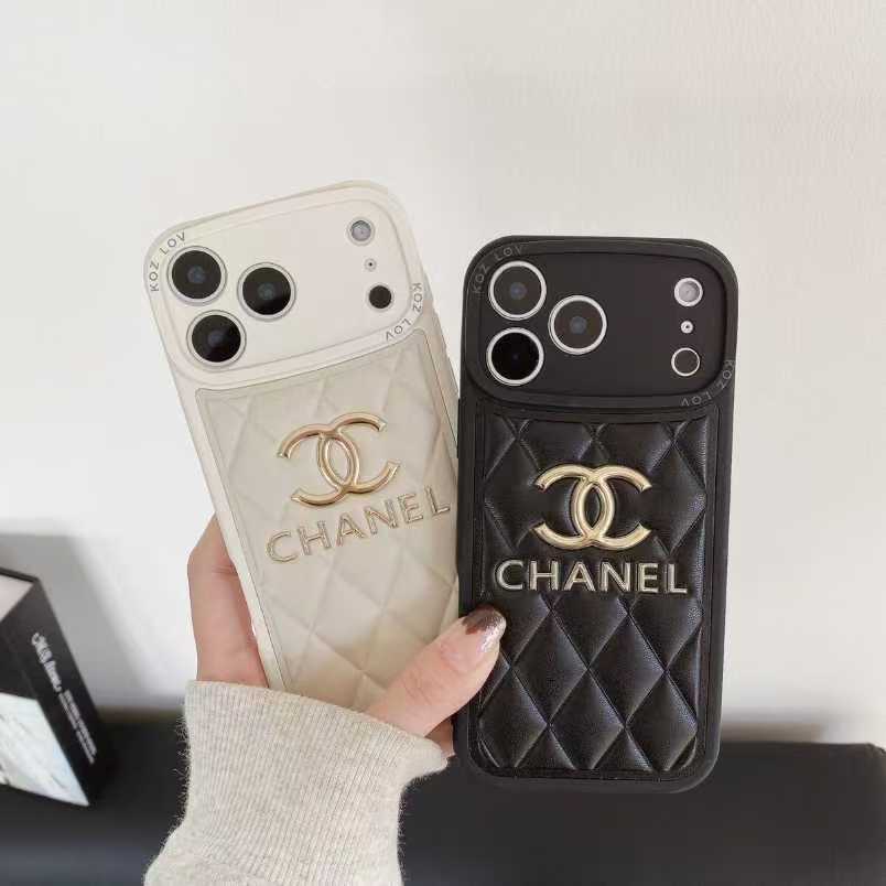 Chanel風のiPhone 17 Proカバー
